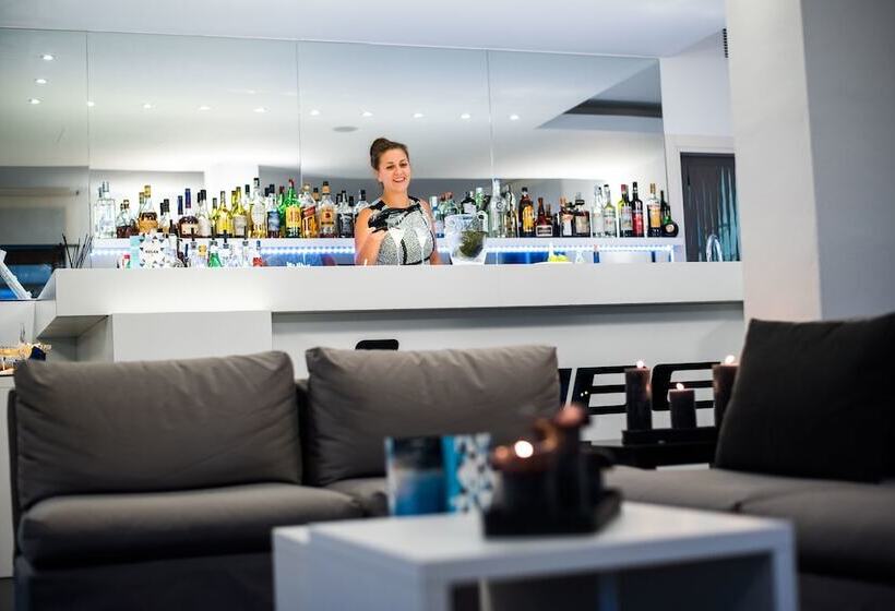 Отель Santoni Freelosophy