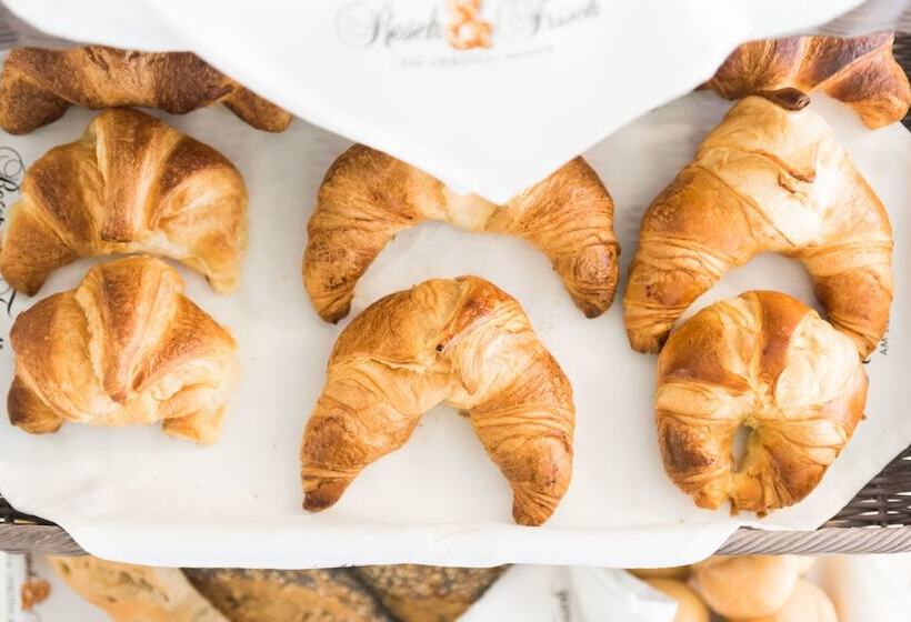 Отель Santoni Freelosophy