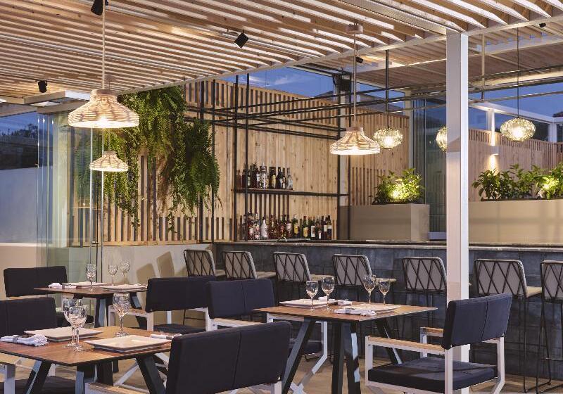 هتل St.john Suites Adults Only