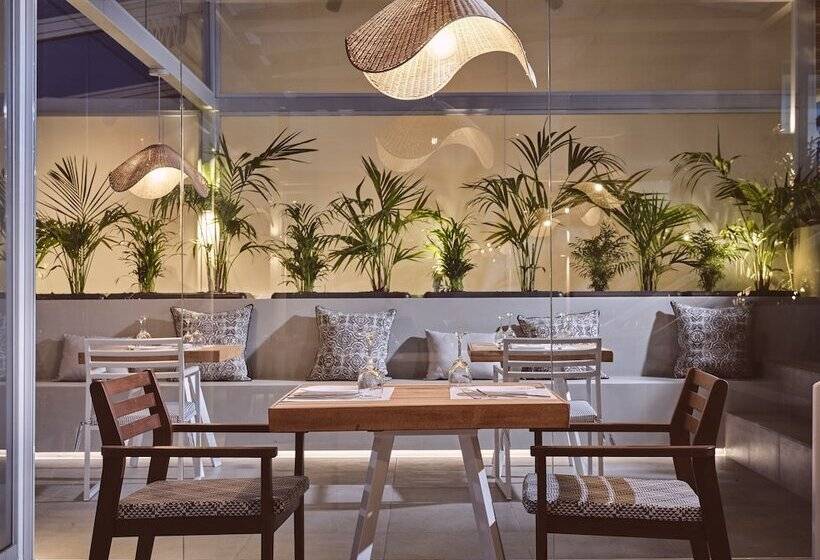 هتل St.john Suites Adults Only