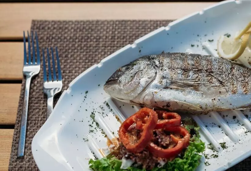 هتل St.john Suites Adults Only