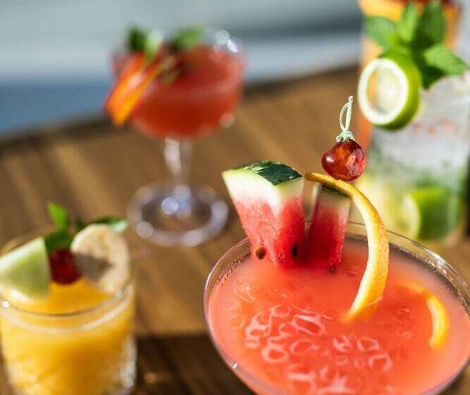 هتل St.john Suites Adults Only