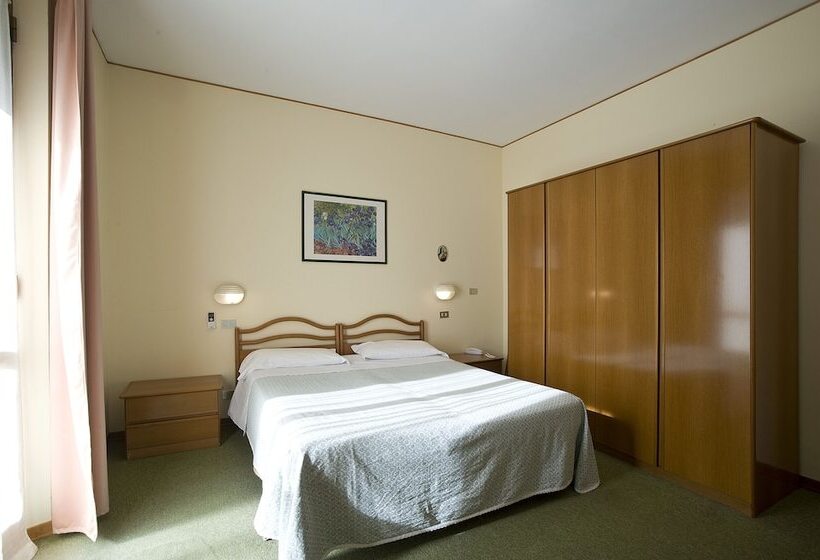 בית מלון כפרי Villa Ricci & Benessere