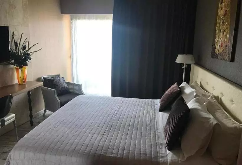 בית מלון כפרי Levadia