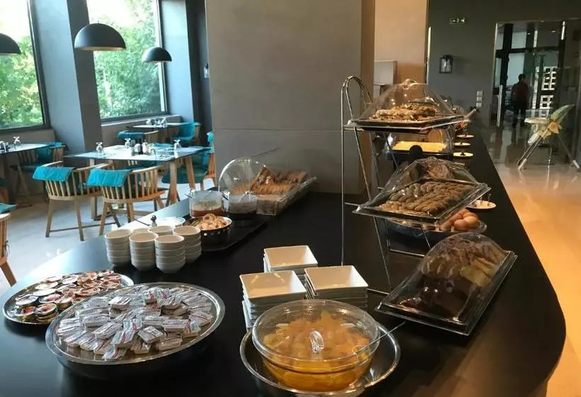 בית מלון כפרי Levadia