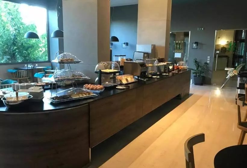 בית מלון כפרי Levadia