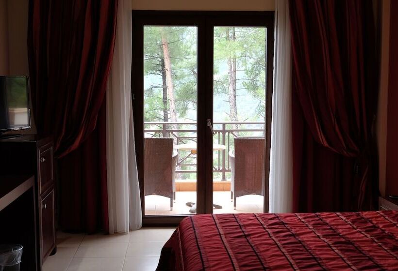 Mouzaki Palace Hotel & Spa