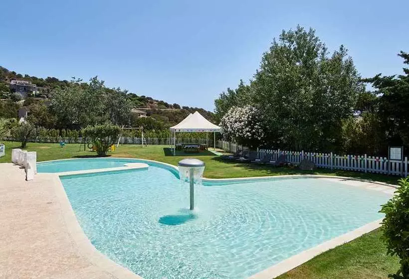 リゾートホテル Conrad Chia Laguna Sardinia