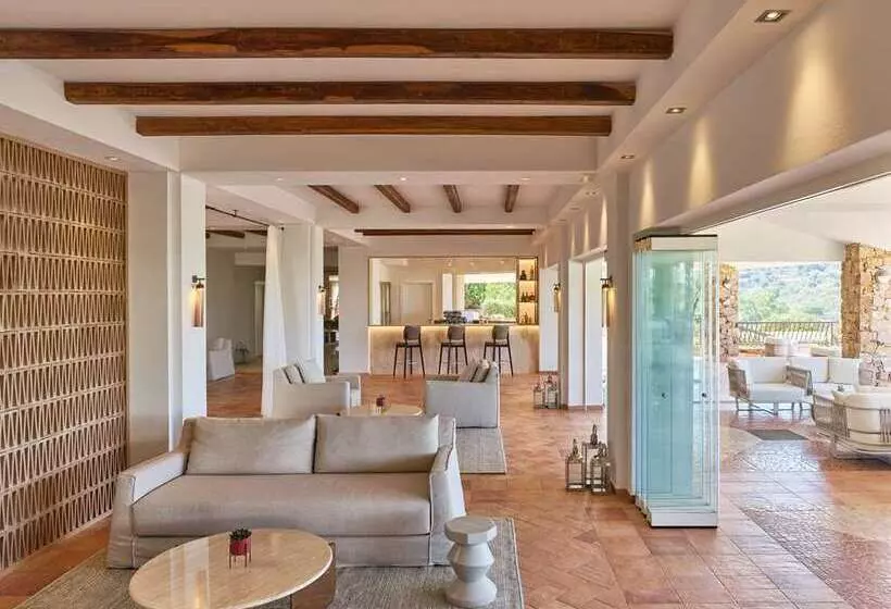 リゾートホテル Conrad Chia Laguna Sardinia