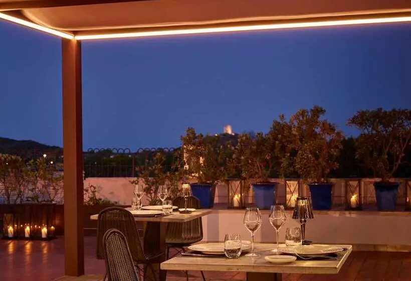 リゾートホテル Conrad Chia Laguna Sardinia