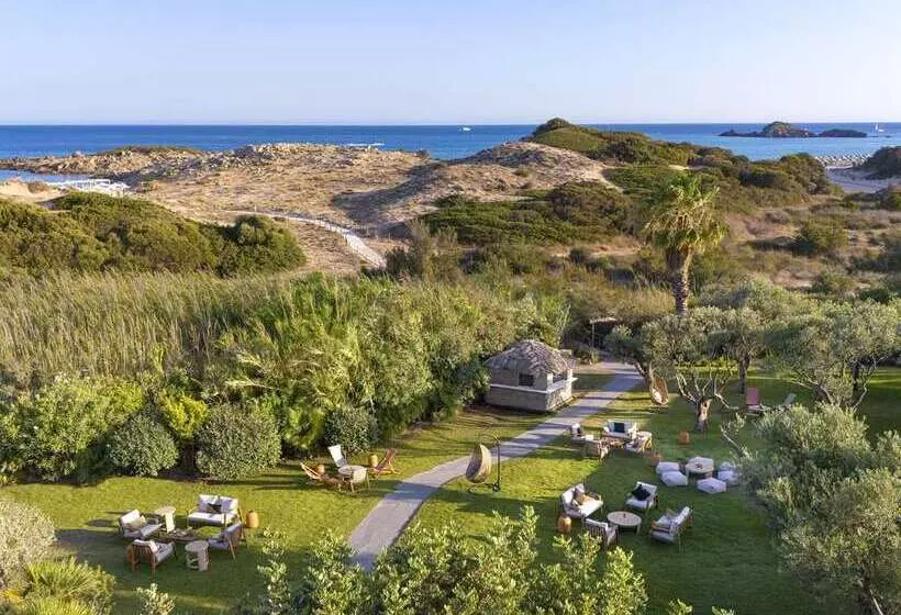 リゾートホテル Conrad Chia Laguna Sardinia