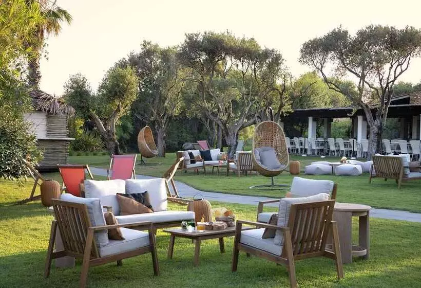 リゾートホテル Conrad Chia Laguna Sardinia