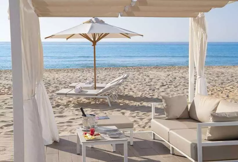 リゾートホテル Conrad Chia Laguna Sardinia