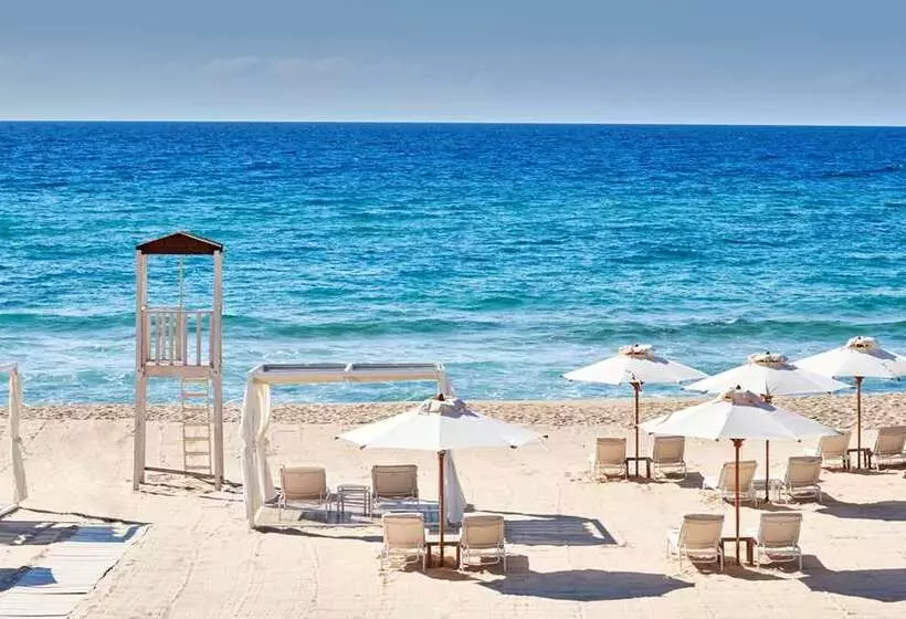 リゾートホテル Conrad Chia Laguna Sardinia