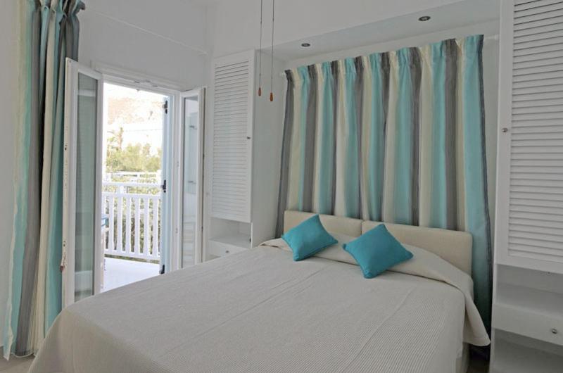 Spiros & Hiroko Hotel   Adults Only