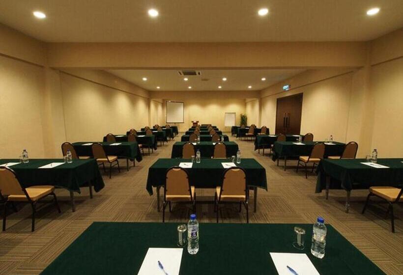 酒店 Amverton Cove Golf & Island Resort