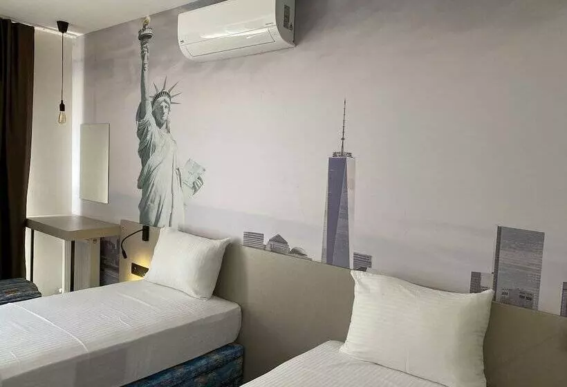 Ofuro World Hotel Spa