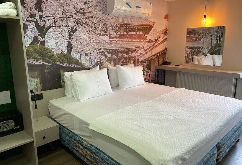 Ofuro World Hotel Spa