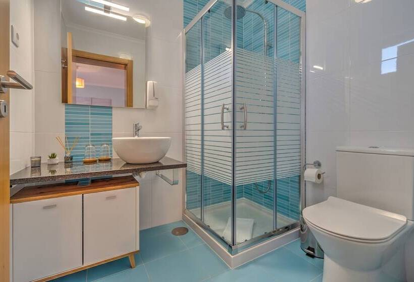 Aamiaismajoitus (B&B) Fika Guest House