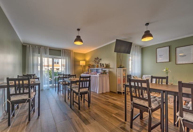 Aamiaismajoitus (B&B) Fika Guest House