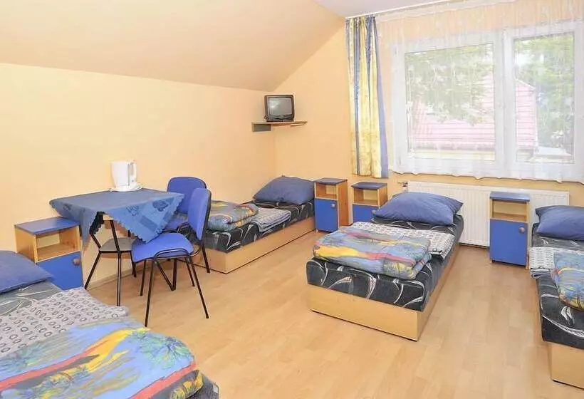 Hotelli Osrodek Kolonijno Wczasowy Skaut