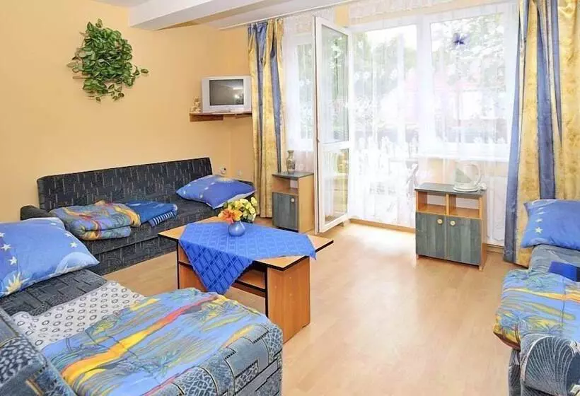 Hotelli Osrodek Kolonijno Wczasowy Skaut