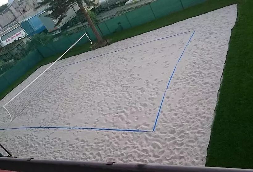 Hotelli Osrodek Kolonijno Wczasowy Skaut