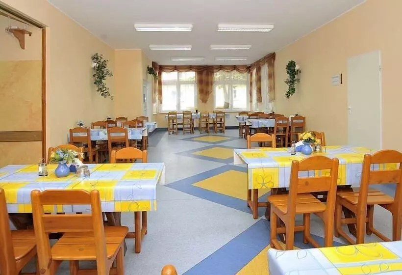 Hotelli Osrodek Kolonijno Wczasowy Skaut