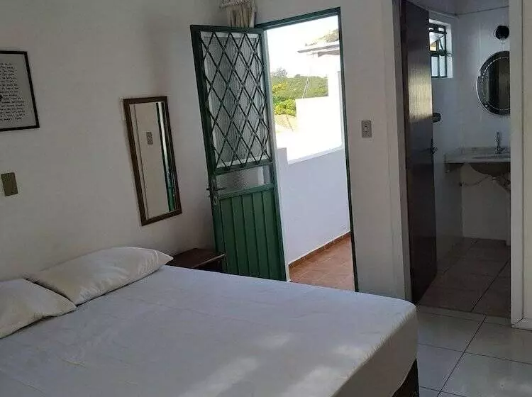 ホテル Residencial Praia Bombas