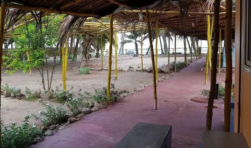 ペンション African Vibrations Beach Resort