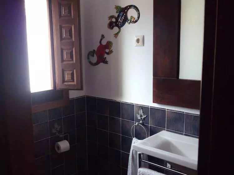 Majatalo El Sueño De Lucrecia