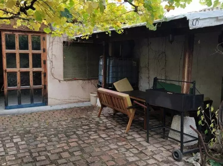 Majatalo El Sueño De Lucrecia