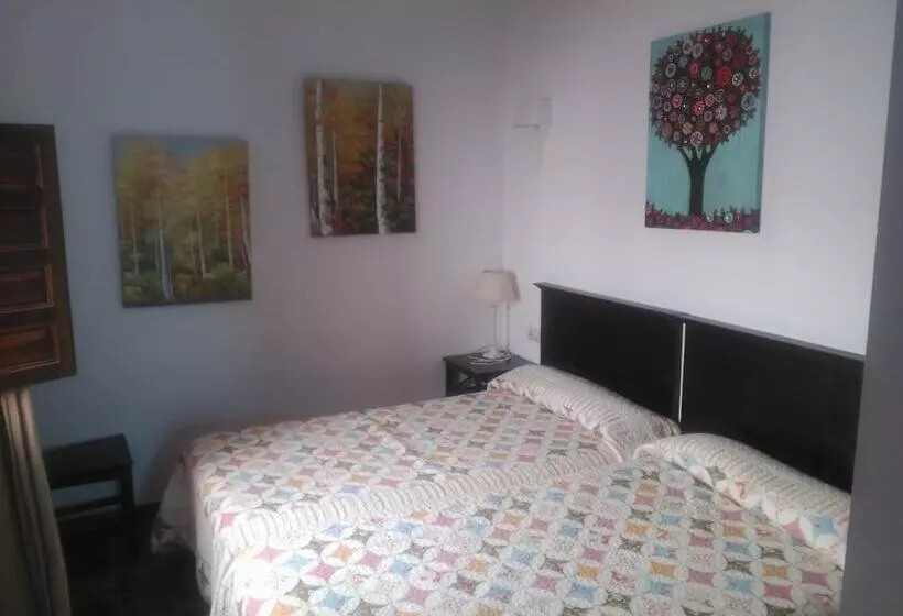 Majatalo El Sueño De Lucrecia