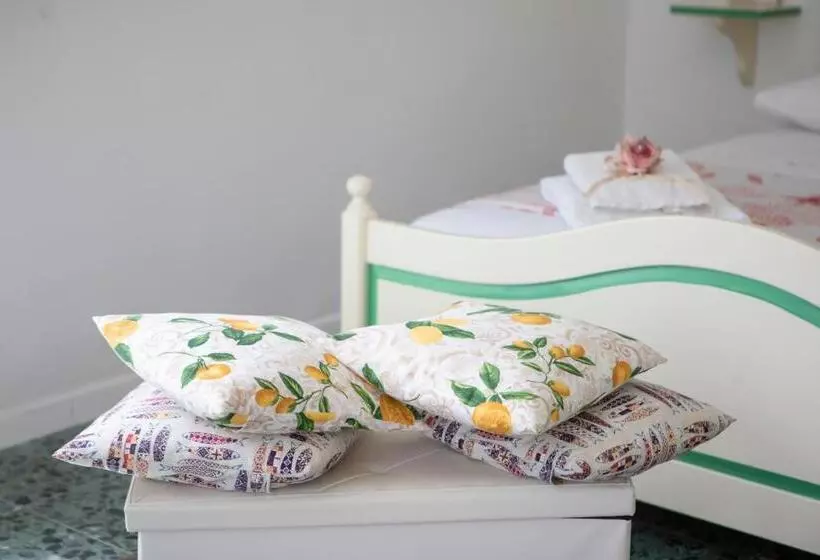 Aamiaismajoitus (B&B) Il Ceppo Sui Sentieri Per Amalfi