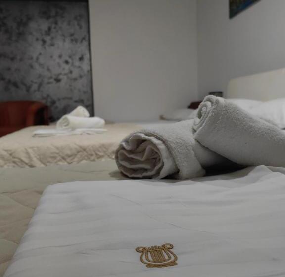 هتل Lira Excellent Nis