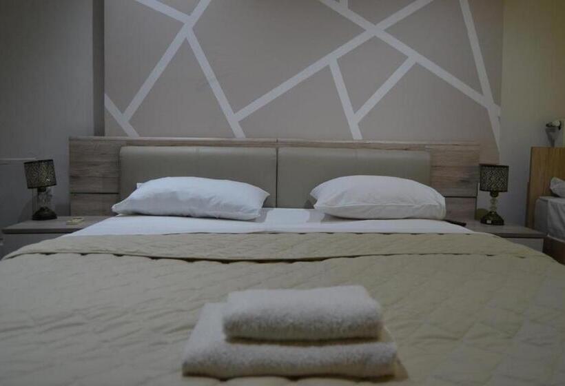 هتل Lira Excellent Nis