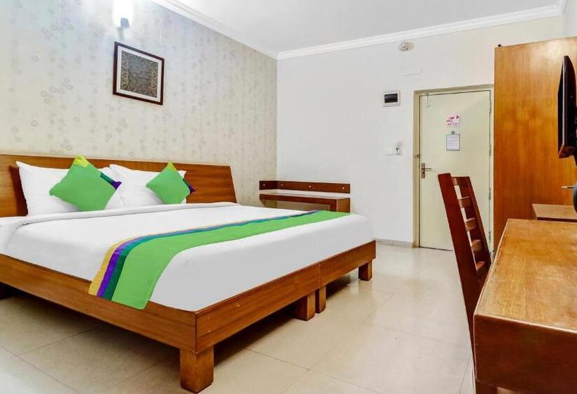 בית מלון כפרי Treebo The Grand Skyla Marathahalli