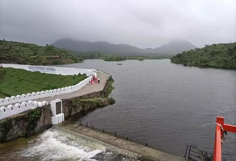 ホテル Wait Way Palace Resort