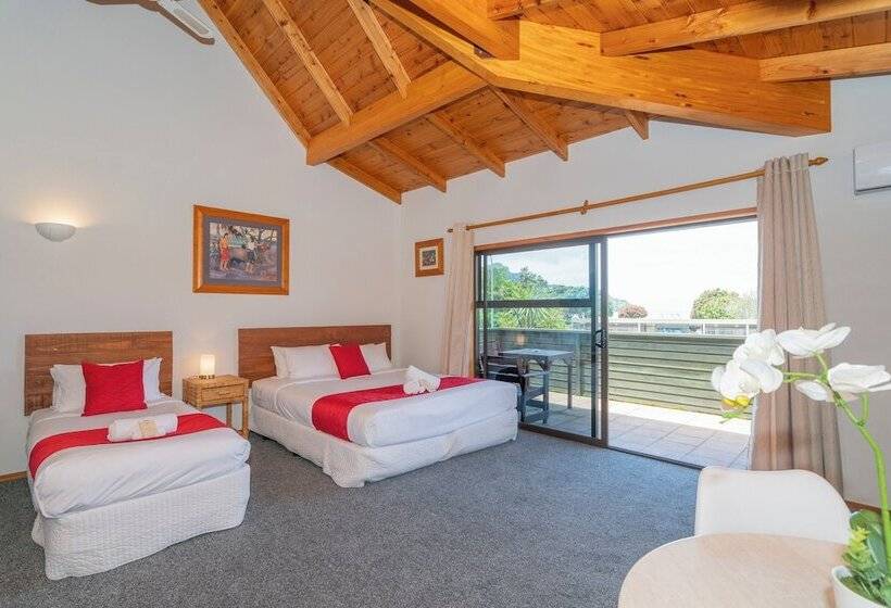 Pacific Harbour Villas