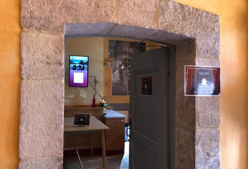 إقامة Le Pavillon Des Officiers