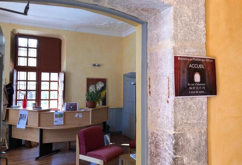 إقامة Le Pavillon Des Officiers