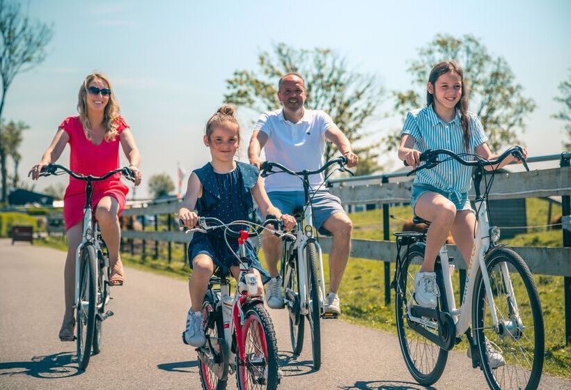 Курорт Europarcs De Rijp