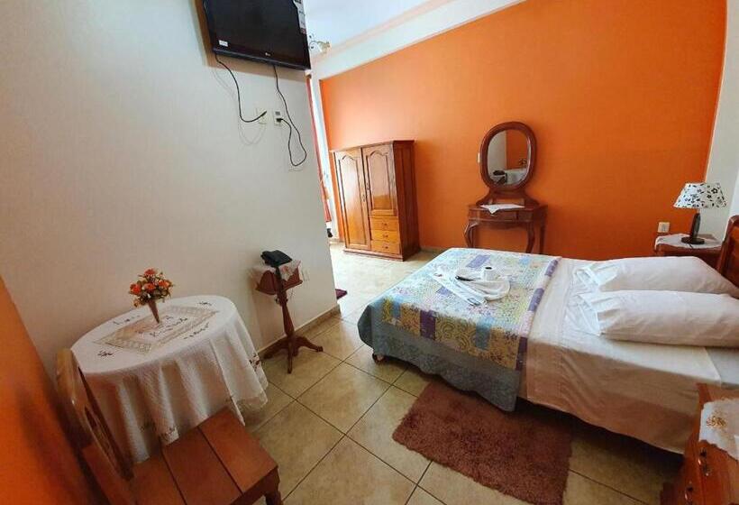 בית מלון כפרי El Cristo