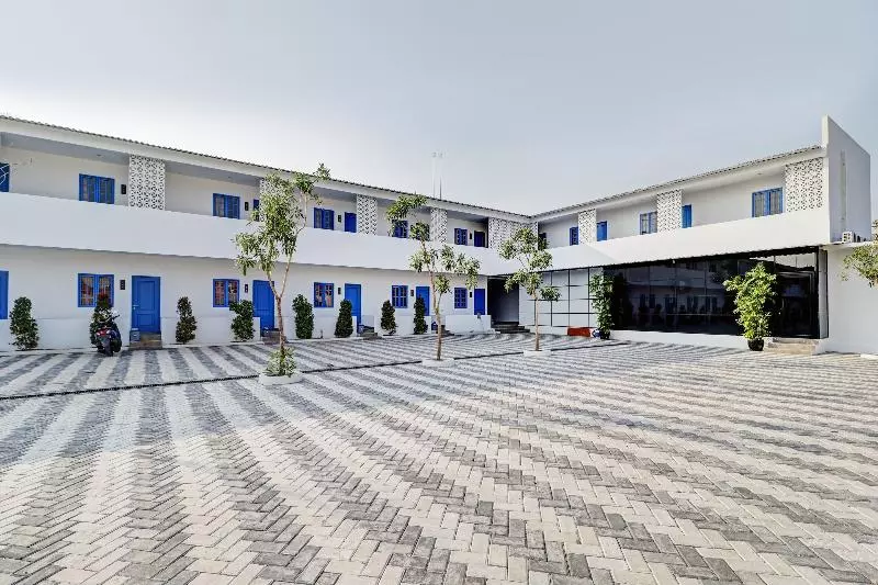 Hotelli Oyo 90510 Sand S Residence