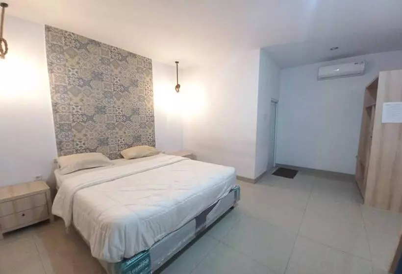 Hotelli Oyo 90510 Sand S Residence