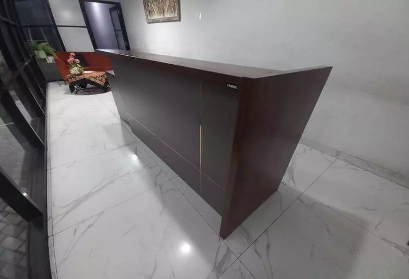 Hotelli Oyo 90510 Sand S Residence