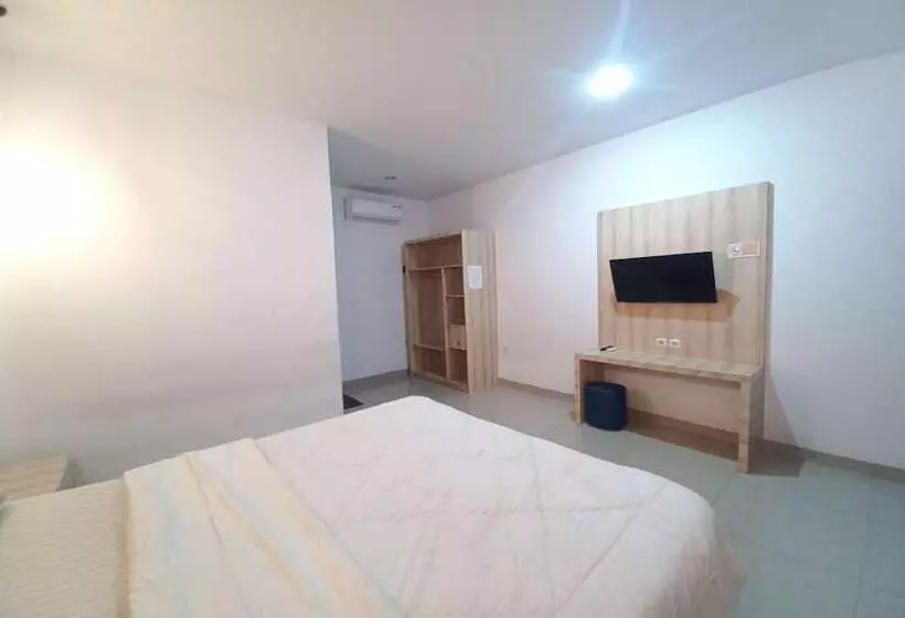 Hotelli Oyo 90510 Sand S Residence