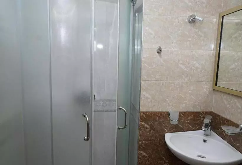 هاستل Panorama Hotel On Baghramyan Avenue