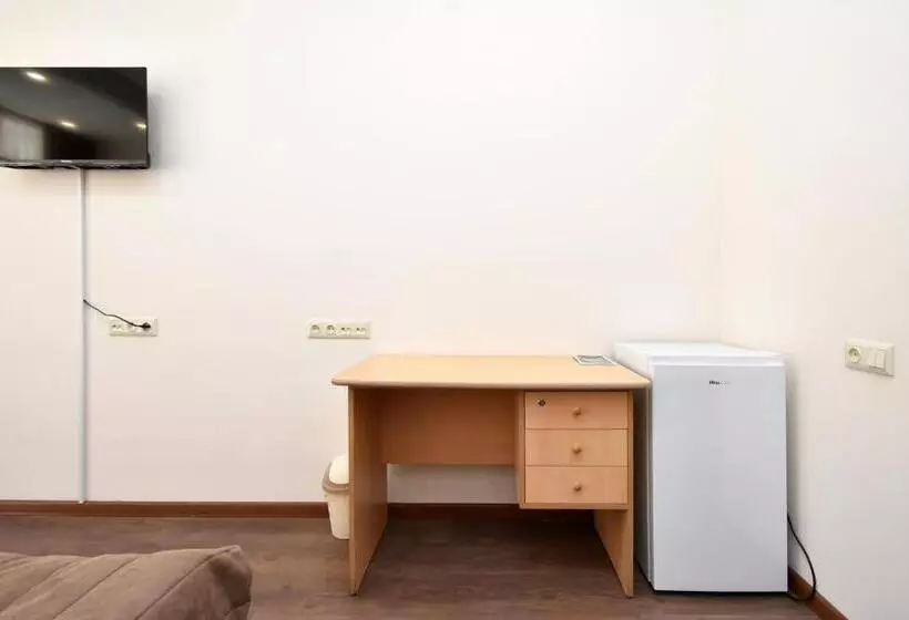 هاستل Panorama Hotel On Baghramyan Avenue