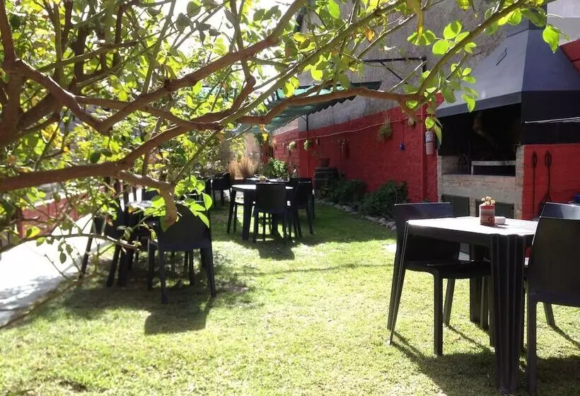 Aamiaismajoitus (B&B) Hostal Del Suri